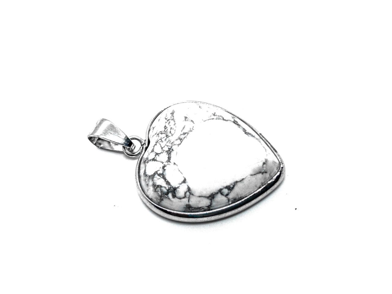 Кулон Сердце кахолонг с вкраплениями пирита; размер 25*28мм, в обрамлении цвет серебро
