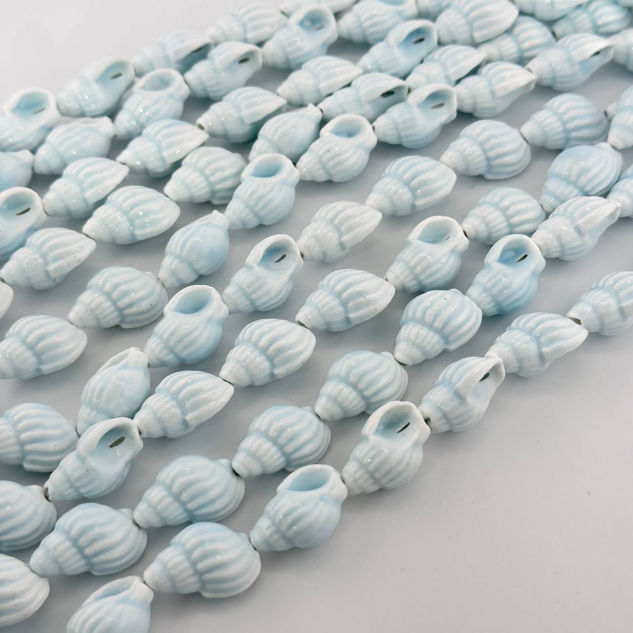 Бусины керамические форма ракушки размер 20,5*13,5мм